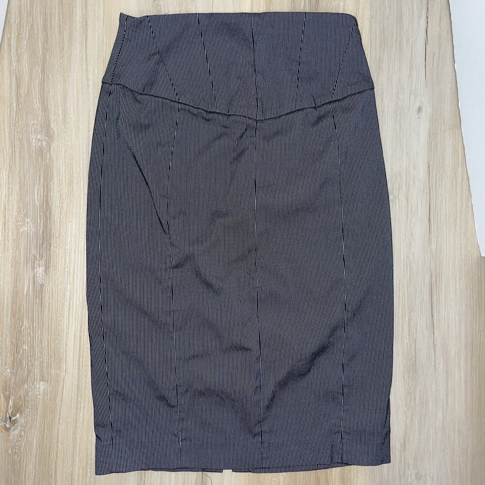 Express Design Studio Pin Stripe Pencil Skirt Size 2 / Flaws